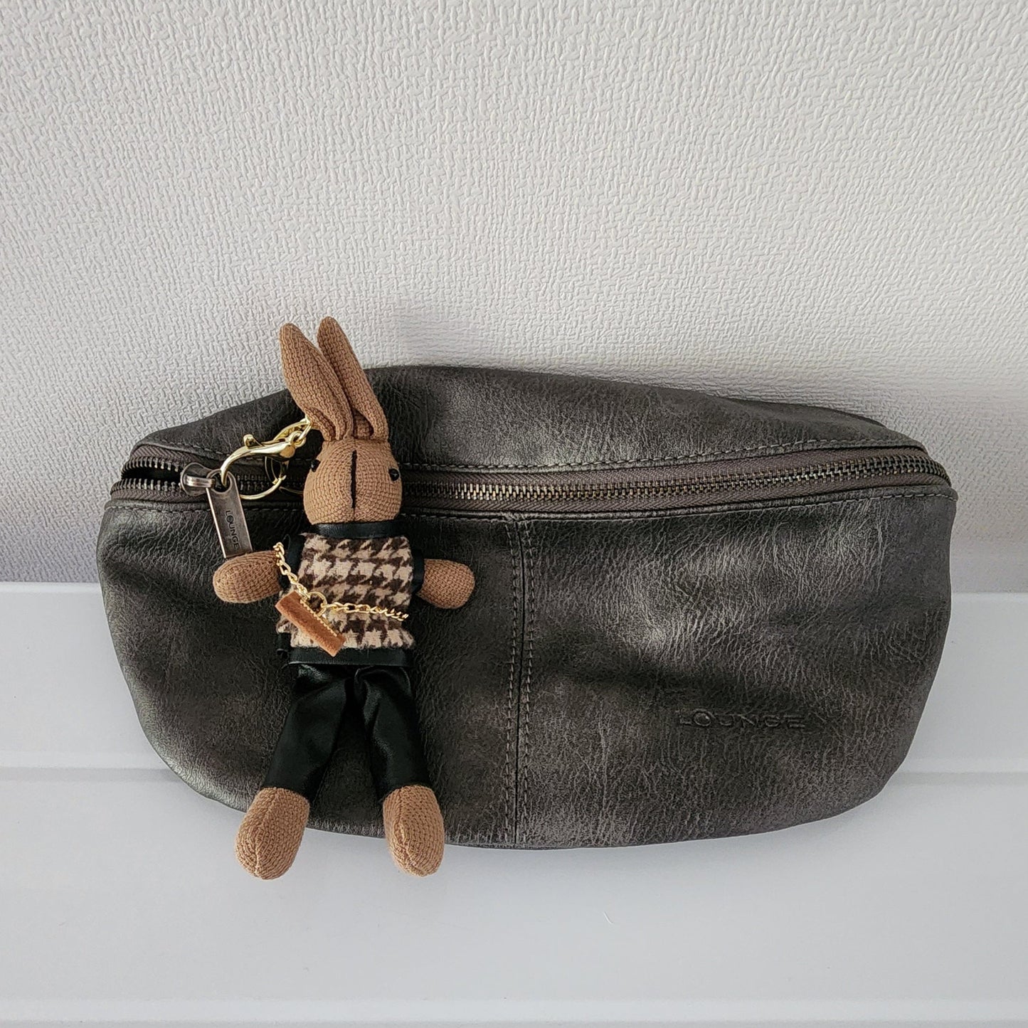 Charm/llavero conej@ con cartera