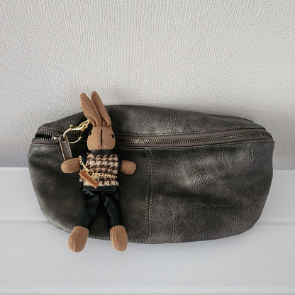 Charm/llavero conej@ con cartera